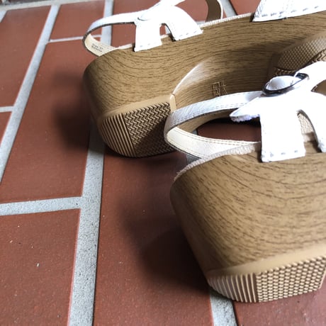 Dansko  ダンスコ　SEASON  サンダル　＜定番カラー＞