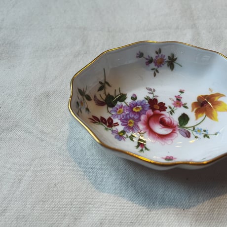 Royal Crown Derby 花柄小皿