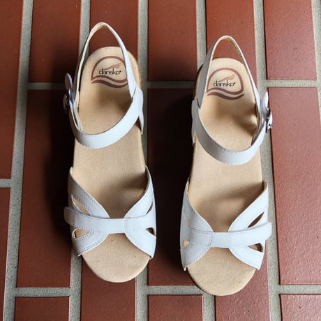Dansko  ダンスコ　SEASON  サンダル　＜定番カラー＞