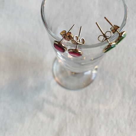 Elodie Pavie　エロディ・パヴィ　オーバルピアス