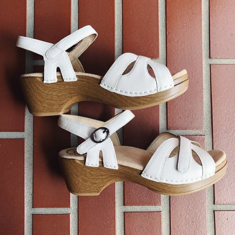 Dansko  ダンスコ　SEASON  サンダル　＜定番カラー＞