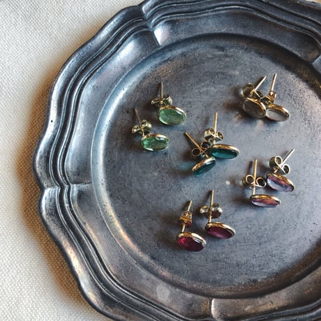 Elodie Pavie　エロディ・パヴィ　オーバルピアス