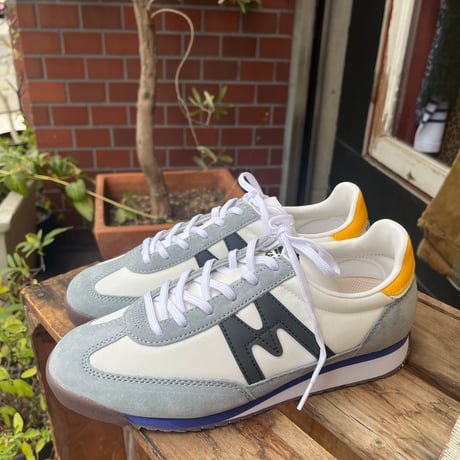 KARHU カルフ 　MESTARI メスタリ　QUARRY/DAYLILY  クオリー/ディーリリー