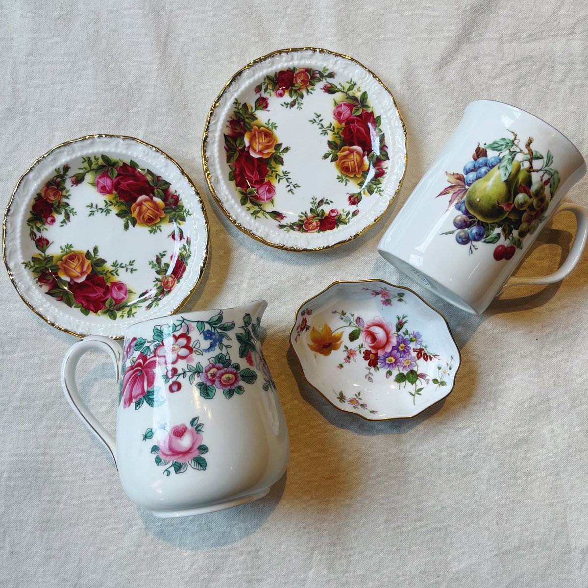 Royal Crown Derby 花柄小皿 | Havane