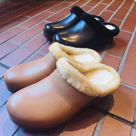 dansko  ダンスコ　MAGDA　ボアクロッグ