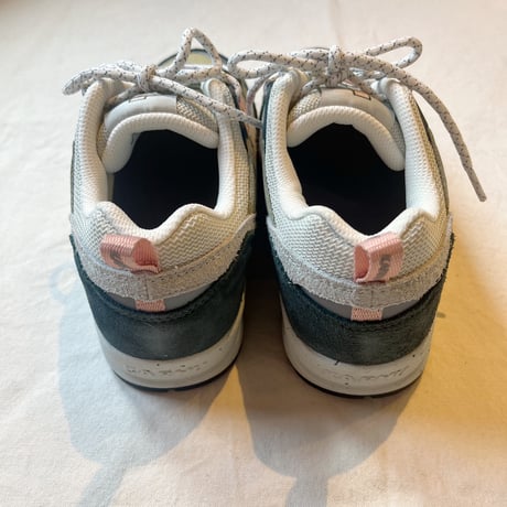 KARHU カルフ  FUSION2.0   スニーカー