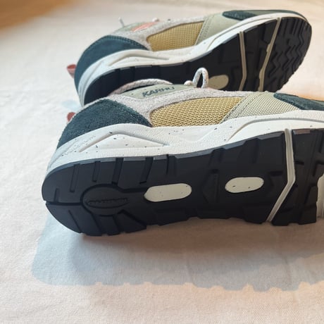 KARHU カルフ  FUSION2.0   スニーカー