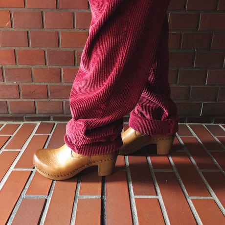 Dansko  ダンスコ  SARAH スタッズショートブーツ