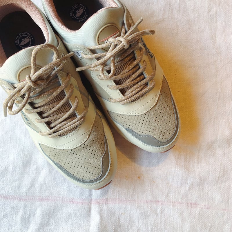 KARHU カルフ ARIA 95 Lily White / Curry | Havane