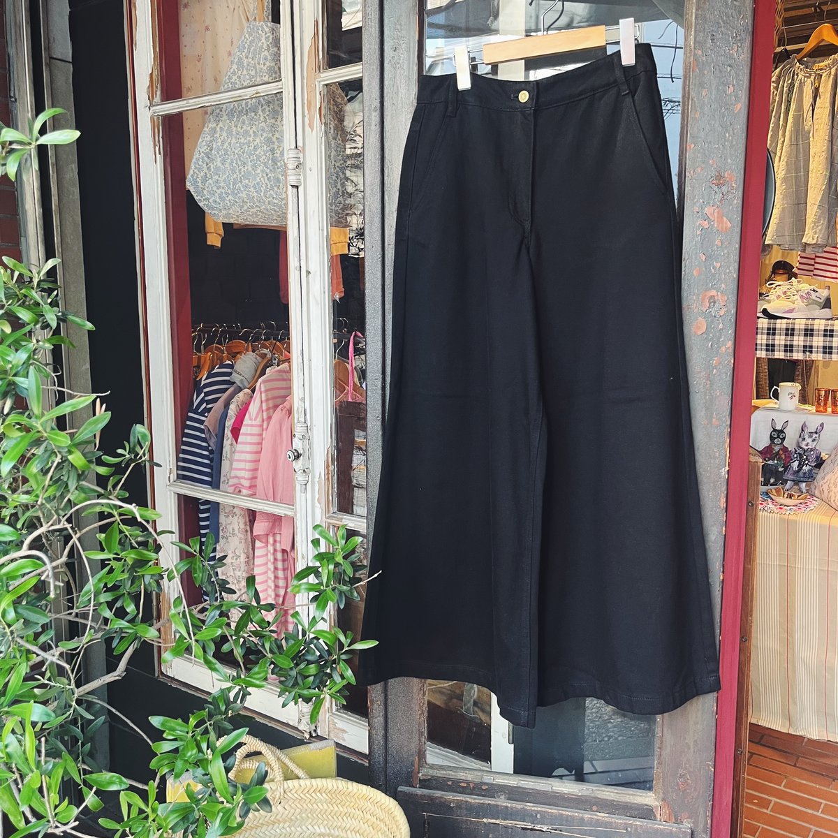 25SS 新品 Rene ルネ デニムパンツ ブラック 36 ワイド RUE.MAZARINE リュ・マザリーヌ ブラックワイドデニムパンツ | Havane