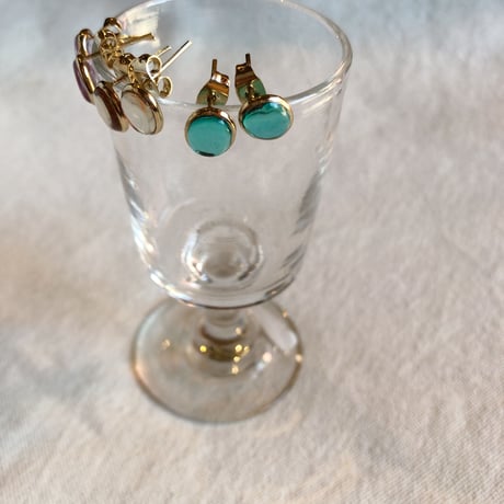 Elodie Pavie　エロディ・パヴィ　オーバルピアス