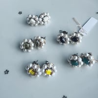 HUE ヒュー　　Blooming Daisy pierced 🌼