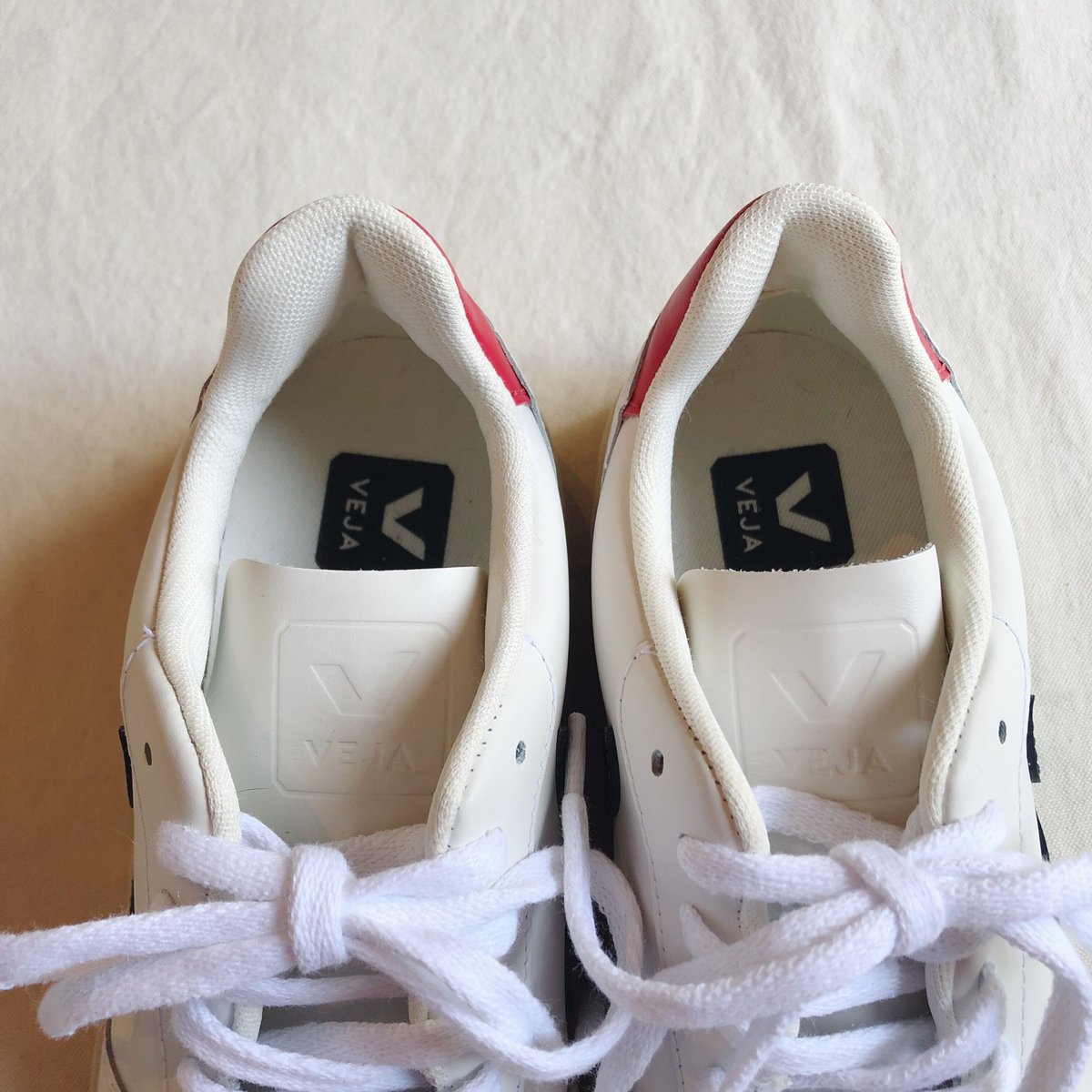 VEJA ヴェジャ V-10 レザートリコロールレザースニーカー EXTRA-WHITE NAUTICO PEKIN