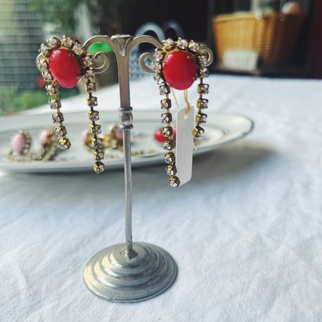 HUE ヒュー Comet pierced earrings 【Red】
