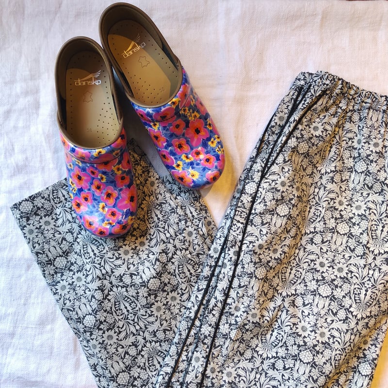 DANSKO ダンスコ PROFESSIONAL Patent Springtime 花柄