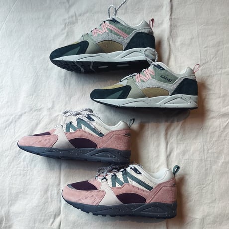 KARHU カルフ  FUSION2.0   スニーカー