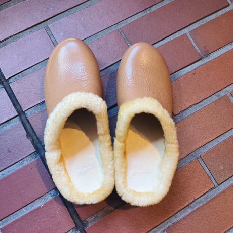 dansko  ダンスコ　MAGDA　ボアクロッグ