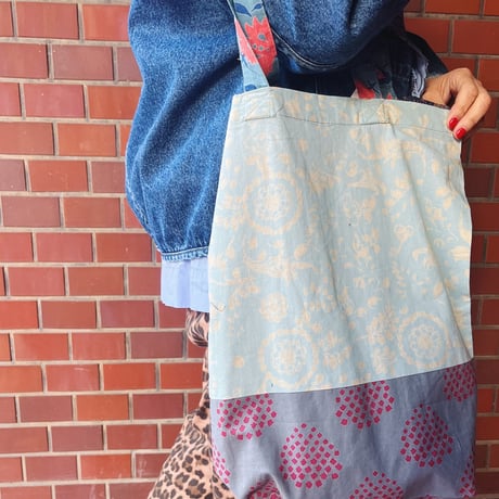 V&A ヴイクトリア＆アルバートミュージアム パッチワークエコバッグ