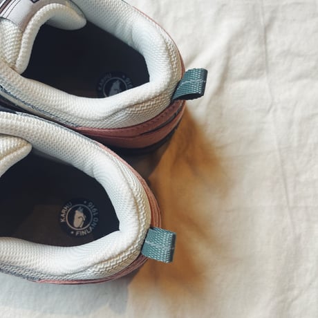 KARHU カルフ  FUSION2.0   スニーカー