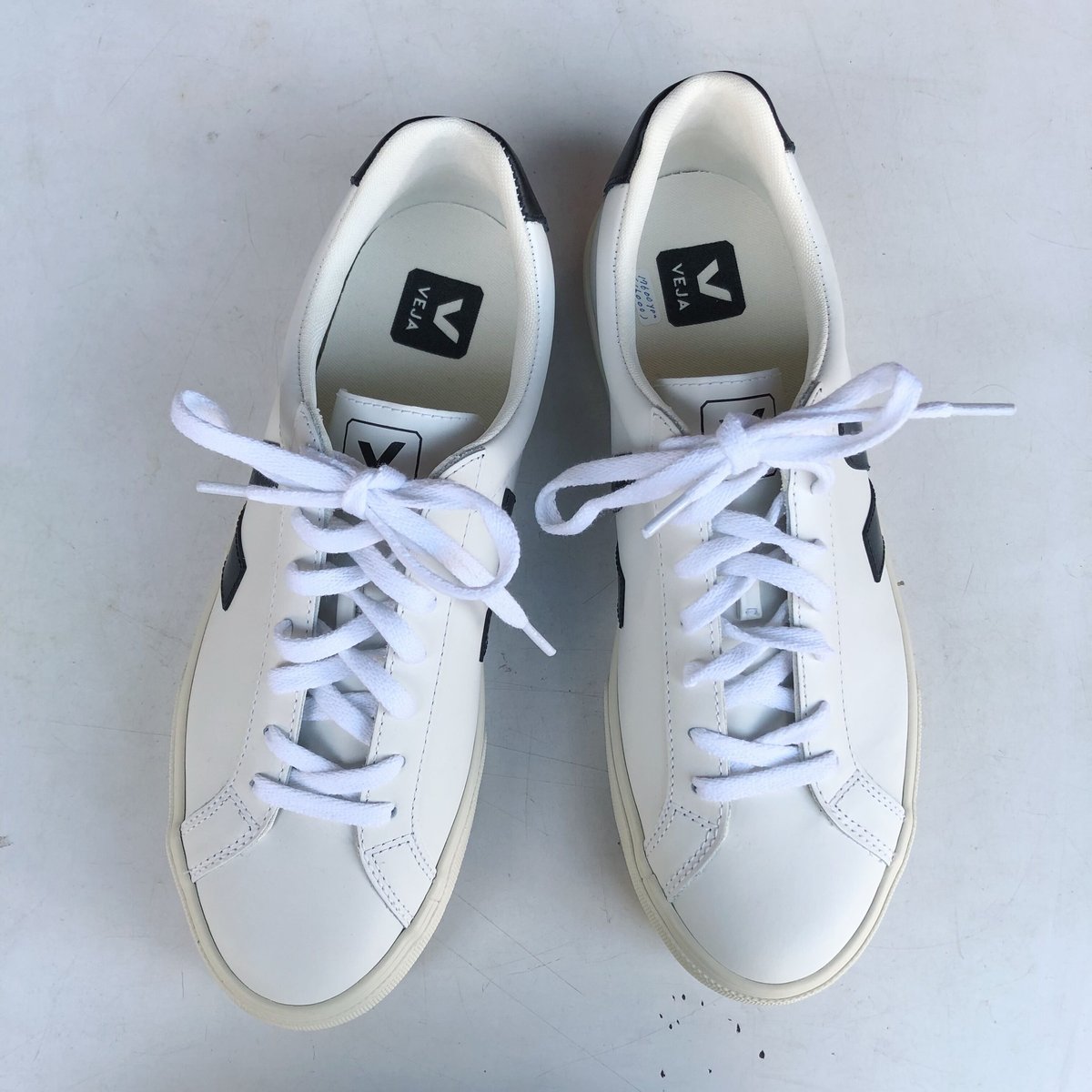 VEJA ヴェジャ ESPLAR レザースニーカー EXTRA-WHITE BLACK