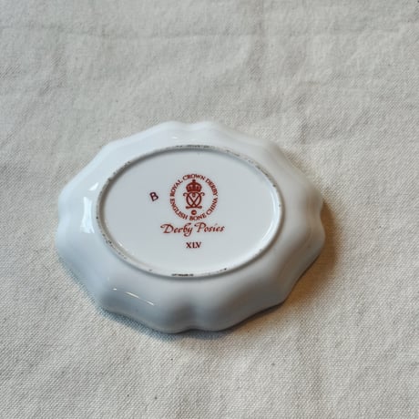 Royal Crown Derby 花柄小皿