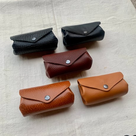 Eric Govin エリックゴヴァン  レザーお財布（しっかりタイプ）ブラック・ブラウン