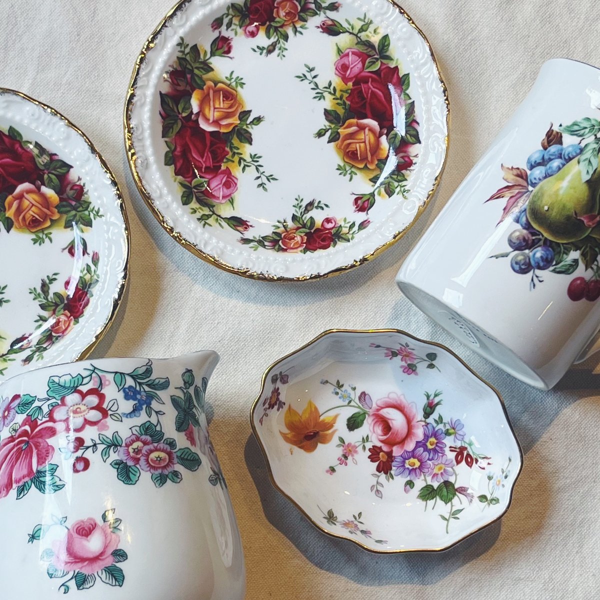 Royal Crown Derby 花柄小皿 | Havane