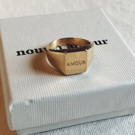 Nouvel Amour ヌーベルアムール　AMOURスクエアリング