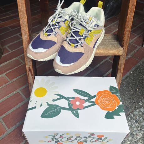 KARHU カルフ  FUSION2.0   スニーカー