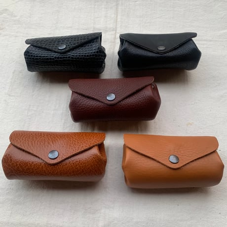 Eric Govin エリックゴヴァン  レザーお財布（しっかりタイプ）ブラック・ブラウン