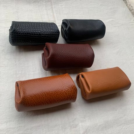 Eric Govin エリックゴヴァン  レザーお財布（しっかりタイプ）ブラック・ブラウン
