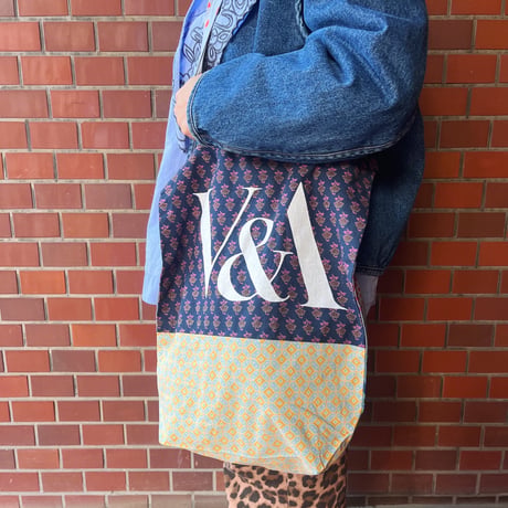 V&A ヴイクトリア＆アルバートミュージアム パッチワークエコバッグ