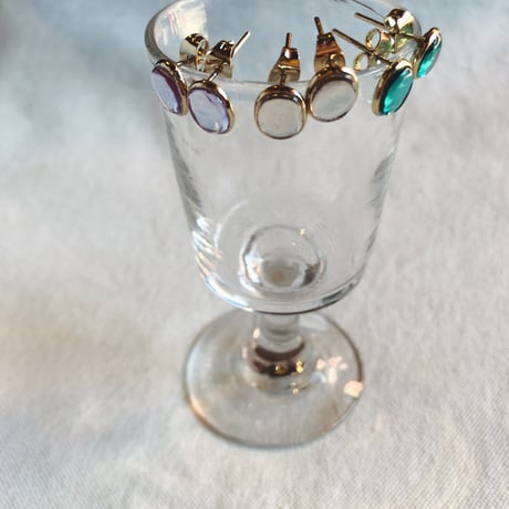 Elodie Pavie　エロディ・パヴィ　オーバルピアス