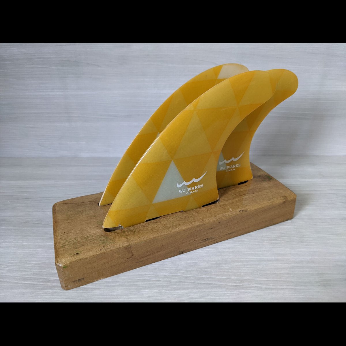 FCS トライフィン Mサイズ キモノフィン FCS トライフィン Mサイズ キモノフィン 鱗文様 | WJ WARES