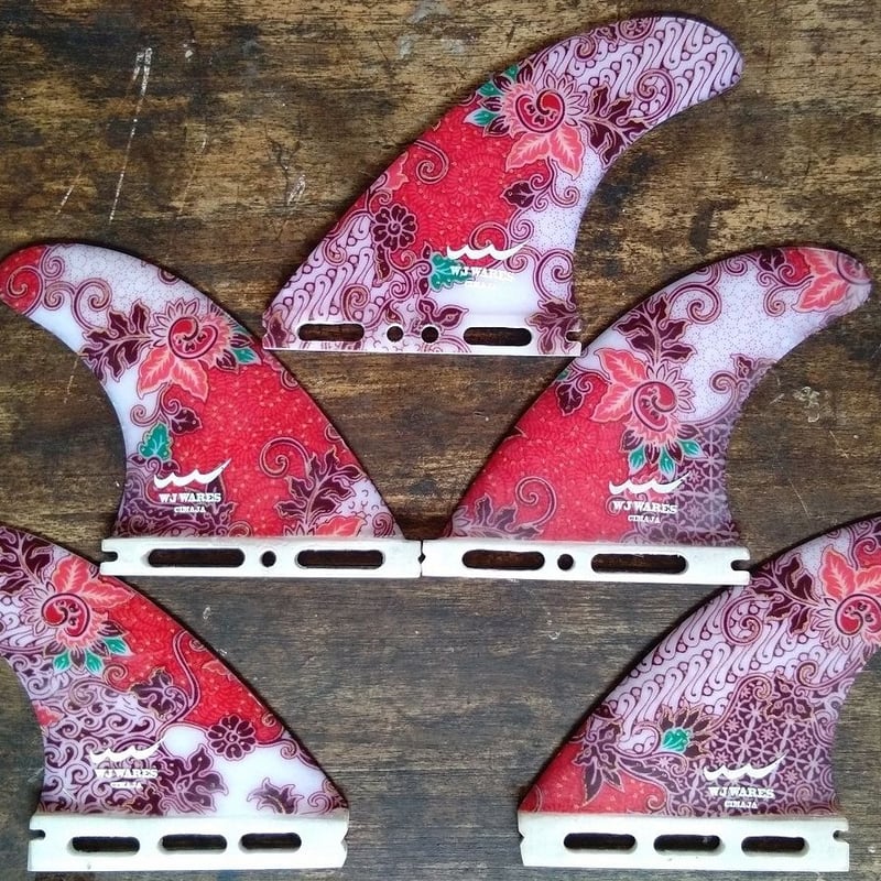 フューチャーフィン5フィン フューチャー F6 レガシー5フィン Mサイズ