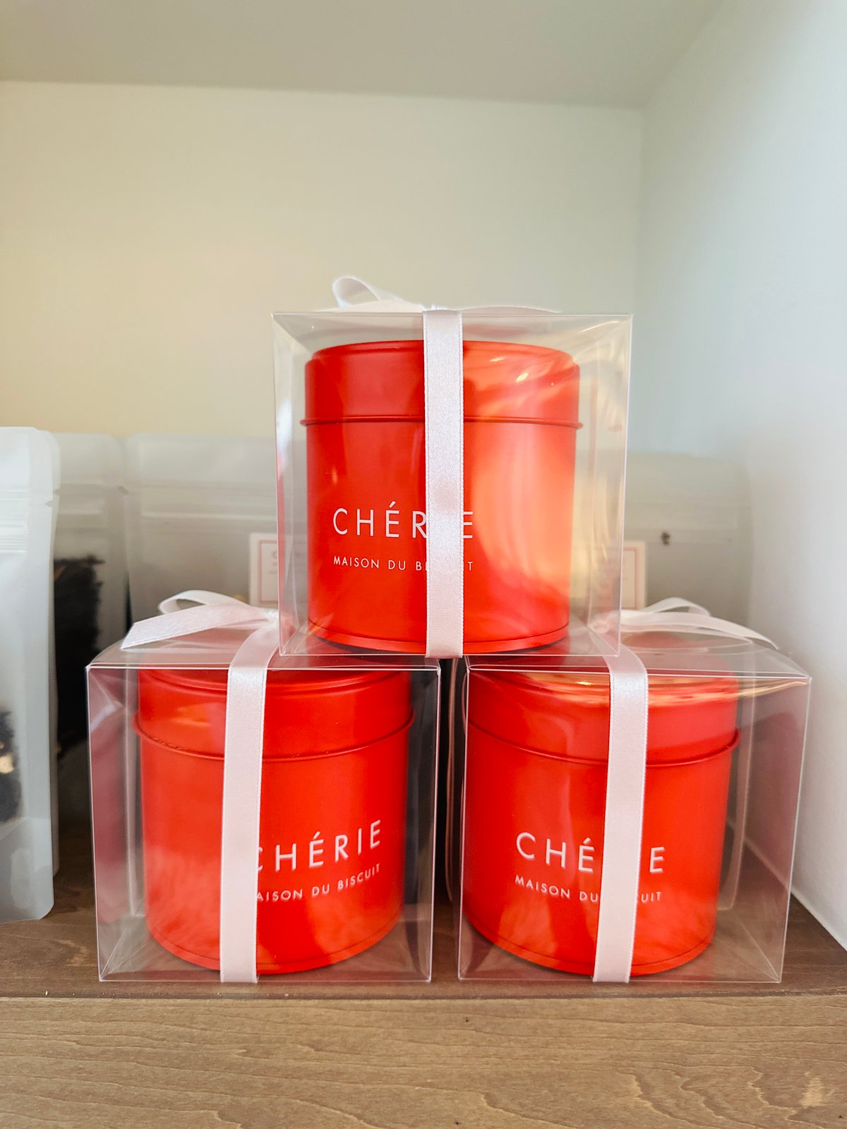 今月迄の限定出品　英マークス&スペンサー　クリスマス限定　紅茶缶とクッキー缶赤青 2025年最新】マークス&スペンサー 缶の人気アイテム - メルカリ