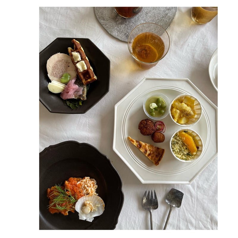 awabi wear アワビウェア　中皿　花型　黒系マット15cm ４枚セット 輪花皿M黒マット / あわびウェア | モノスタイル . shop