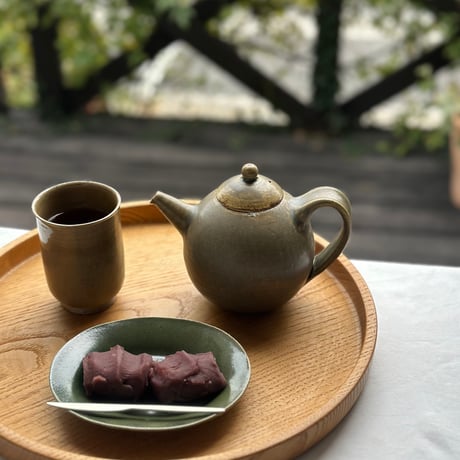 菓子切り /   守田詠美