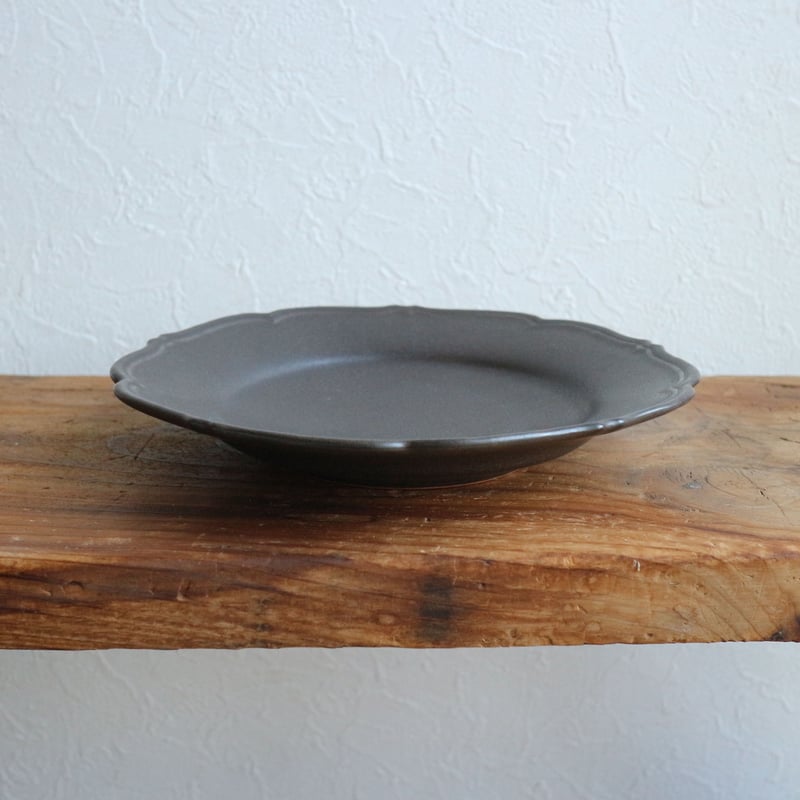 輪花皿M黒マット / あわびウェア | モノスタイル . shop