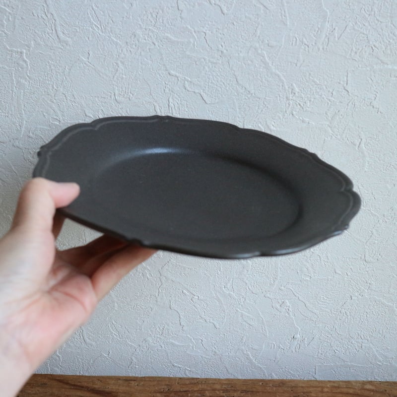 輪花皿M黒マット / あわびウェア | モノスタイル onlineshop