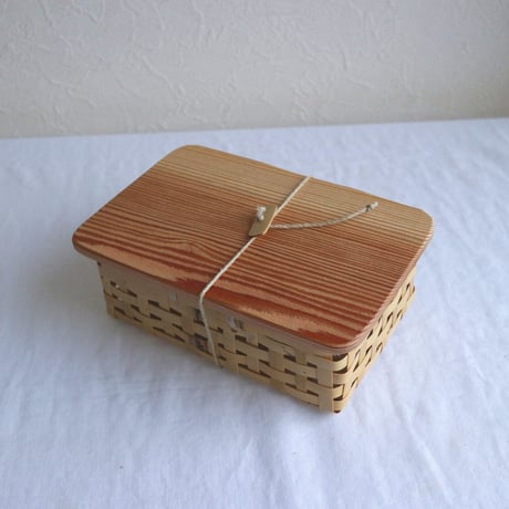 竹のお弁当箱Mサイズ　/   タケカンムリ（予約）