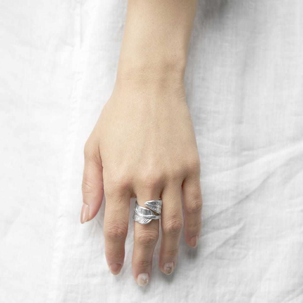 HOZHOダブルフェザーリング Gold Mini Feather | 4020 | Silver(シルバーアクセサリー