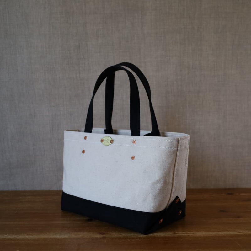 【夢中】Kiki nagami キャンバスF8 額なし 夢中】Kiki nagami キャンバスF8 額なし - メルカリ