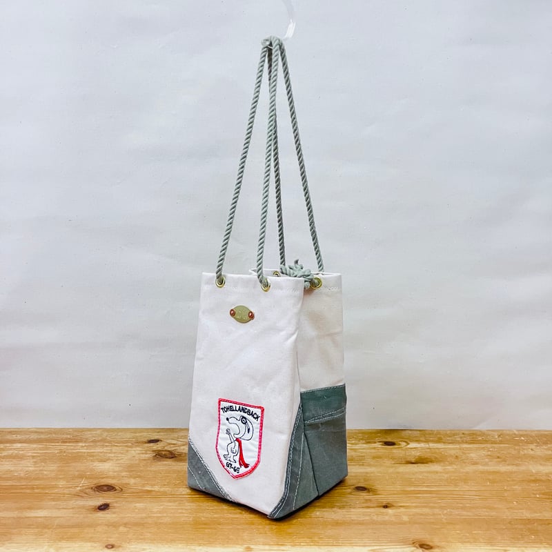 SHUTTLE-R2 -24.0 / 岡山倉敷9号パラフィンキャンバス 巾着バッグ /