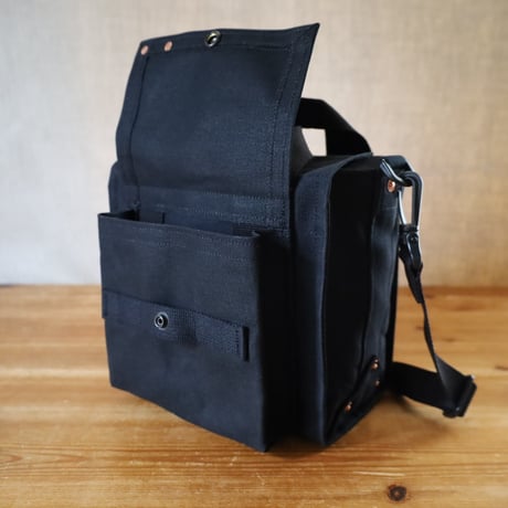 【受注制作品】SELECTOR /  岡山倉敷9号パラフィンキャンバス7インチレコードバッグ /  ブラック