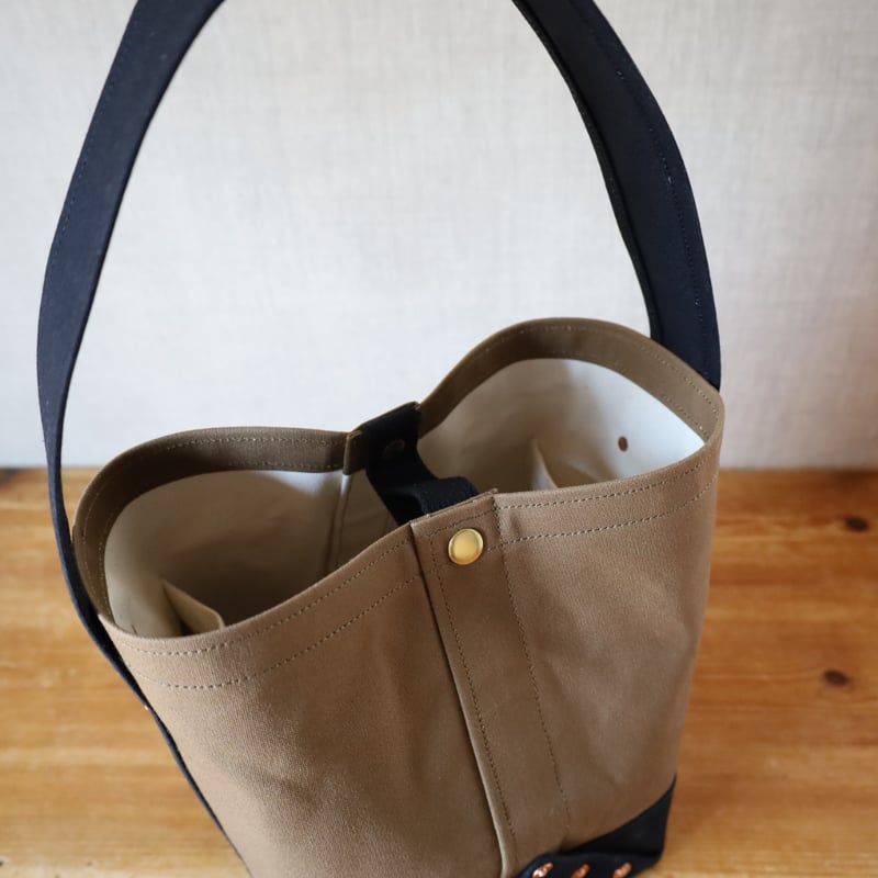 BUCKET-18-STD/ 岡山倉敷9号パラフィンキャンバストート / カーキx