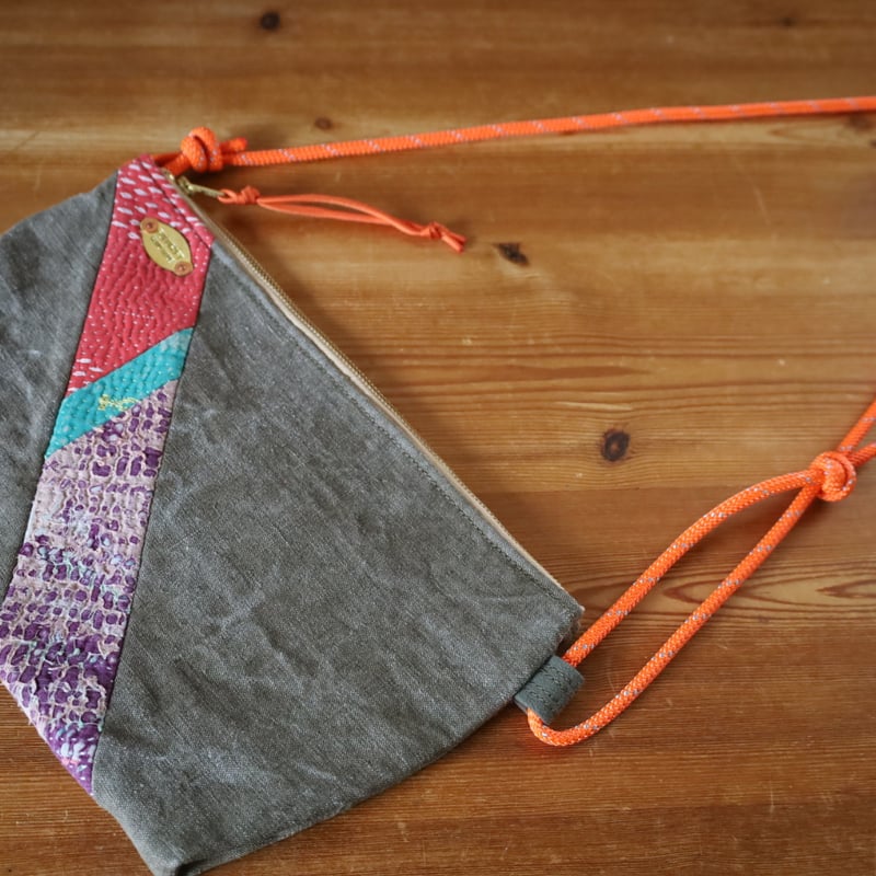 ZIPPY-RK/ ビンテージミリタリーファブリックリメイクサコッシュ