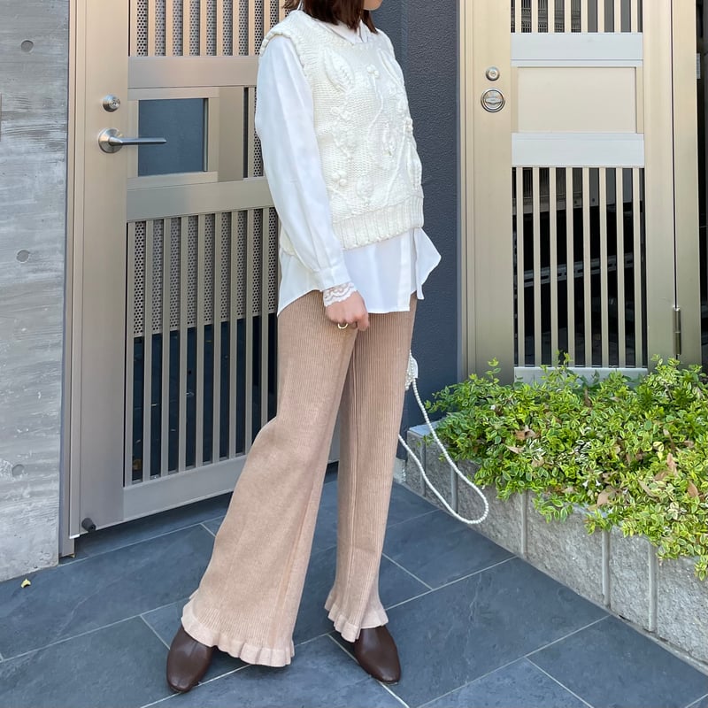 ホワイトフラワーニットベスト【226-3025】 | Deisy lotte