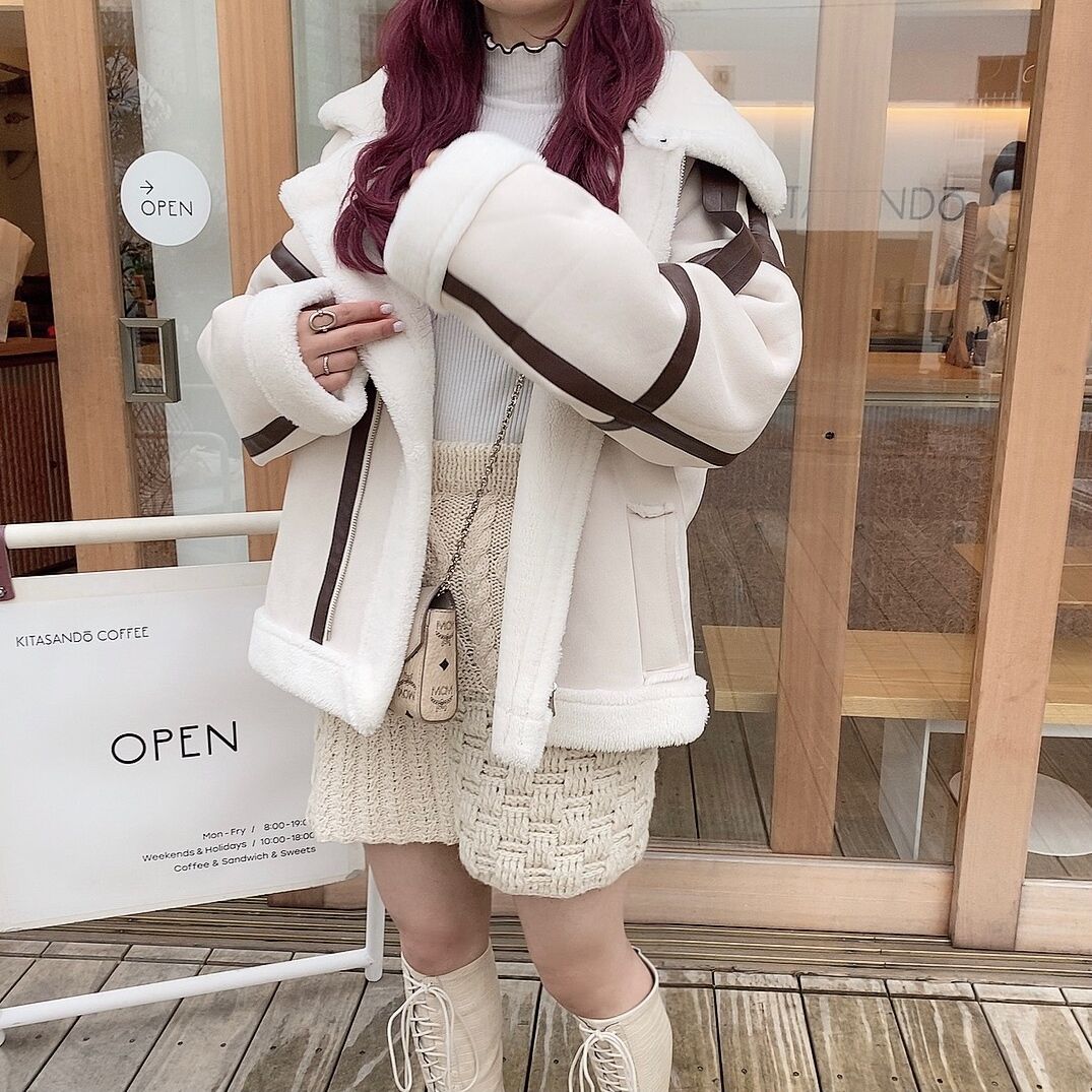 BEIGE (ベイジ)リアルムートンライダースショートジャケット  