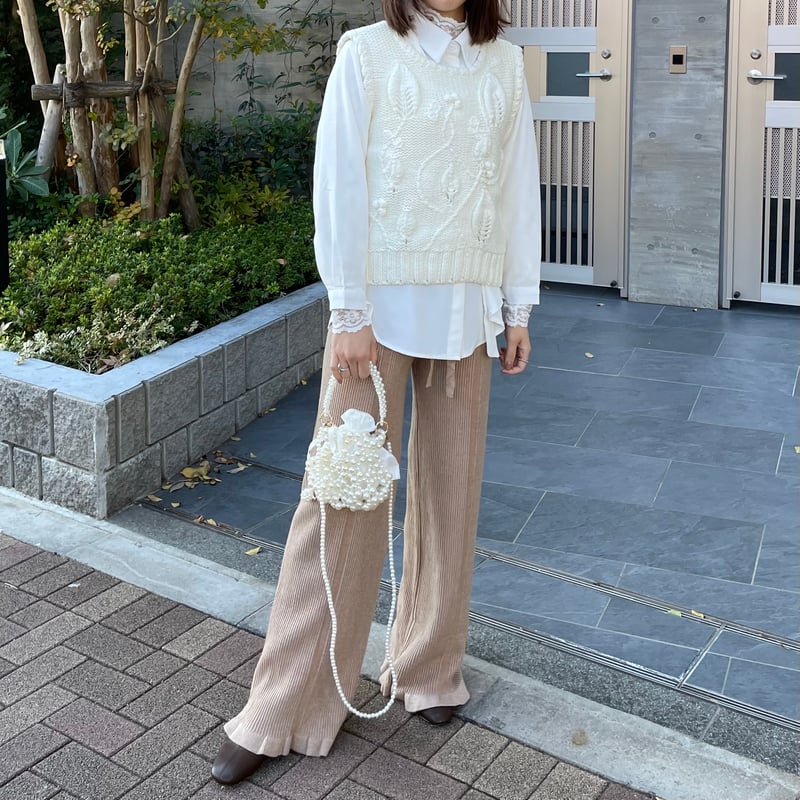 ホワイトフラワーニットベスト【226-3025】 | Deisy lotte ホワイトフラワーニットベスト【226-3025】 | Deisy lotte